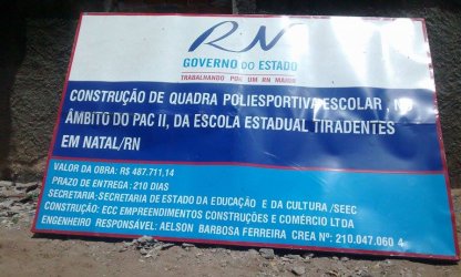 Obras de construção da quadra da E.E. Tiradentes ainda não saíram do papel