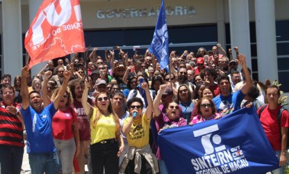 Mobilização da Rede Estadual conquista audiência, mas Governo adia respostas para reunião com a SEEC