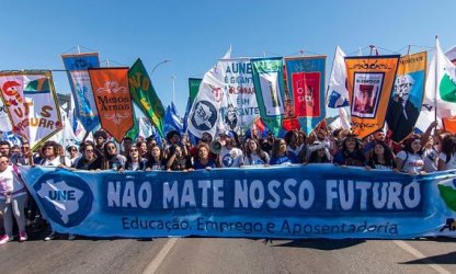 Contra mensalidades nas universidades públicas, UNE convoca protestos em todo o Brasil