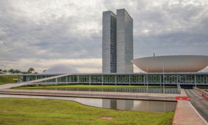 Direito à Educação em perigo com o avanço das “reformas estruturais”