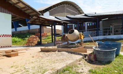 Governo Bolsonaro autoriza construção de 2 mil ‘escolas fake’