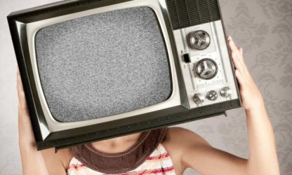 Totalitarismo: crianças precisam ver propagandas do governo Bolsonaro para ter acesso à internet