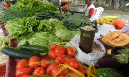 Feira Solidária arrecada doações para ajudar população vulnerabilizada em sua terceira edição