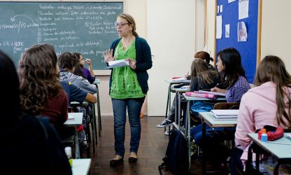 Sancionado piso de R$ 5.130 para professores de educação básica