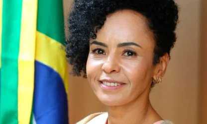 PROIFES endossa nota da contee e repúdia ataques racistas contra professora de SC