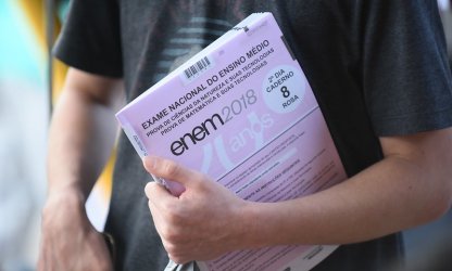 Entidades científicas defendem participação de universidades na elaboração das novas matrizes do Enem