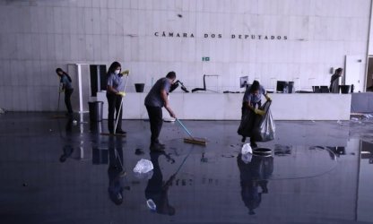 Projeto amplia reserva de vagas para mulheres em contratos públicos