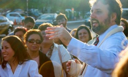 A escalada do autoritarismo estarrece educadores brasileiros, que exigem a imediata retomada da conta de Daniel Cara na rede social Twitter
