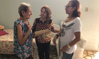 Doações ao Lar da Vovozinha 