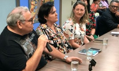 Sindicato chama atenção para papel do movimento em posse de novos docentes