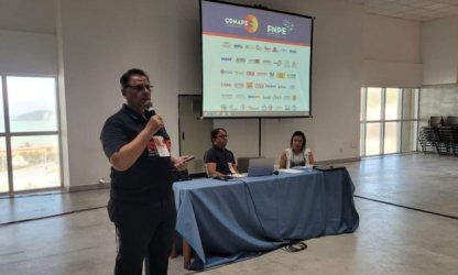 CONAPE: Eixo 6 debate “Políticas e Gestão da Educação Superior e da Educação Profissional e Tecnológicas”, com o professor Enio Pontes