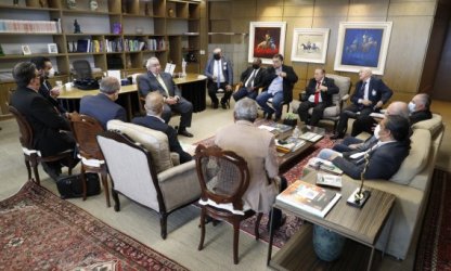 Dirigentes das centrais entregam agendas ao presidente do TST