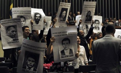 Presidente da CUT descarta ‘aventura autoritária’. Centrais reafirmam Estado de direito