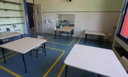 Um aluno infectado em sala de aula pode transmitir Covid para 60 pessoas