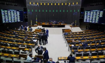 Câmara aprova texto-base da PEC dos Precatórios