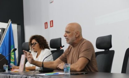 Na Trilha da Democracia reúne docentes e estudantes para lançamento do livro Por que a esquerda morreu?, de Jessé Souza