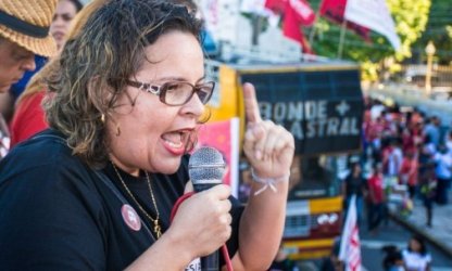 Educadores brasileiros repudiam inquérito criminal aberto pela Polícia Federal contra a dirigente sindical Erika Suruagy