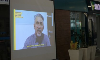 Em ato político simbólico, ADURN-Sindicato realizou hoje (11) leitura coletiva da Carta pela Democracia