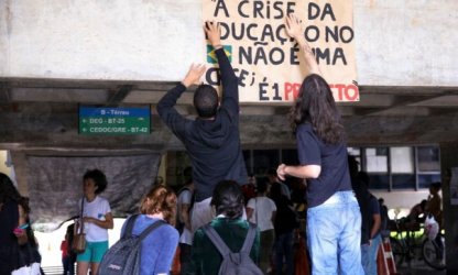Estudo mostra que teto de gastos e outras reformas reduzem direitos e ampliam desigualdade