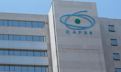 Capes quer mecanismos de permanência estudantil e acompanhamento dos beneficiários de ações afirmativas, segundo a Folha