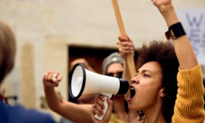 Ficar em cima do muro não pode ser uma opção para quem deseja salvar as universidades públicas