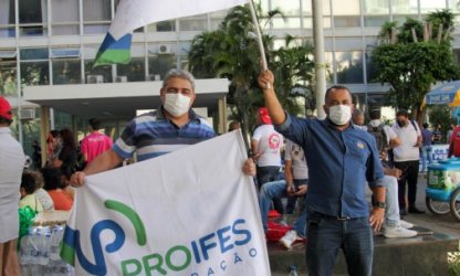 Em Brasília, PROIFES participa de manifestação de servidores federais por recomposição salarial