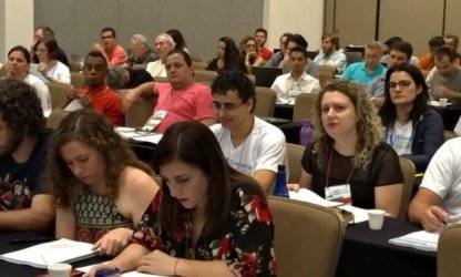 Avanço do neoliberalismo na América Latina é analisado no segundo dia do XIV Encontro Nacional do PROIFES