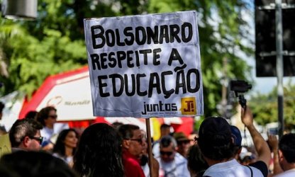 Entenda por que servidores vão fazer greve contra a reforma administrativa na quarta