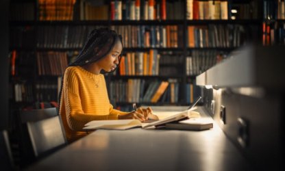 Estudantes negras são as que mais sofrem para permanecerem no ensino superior