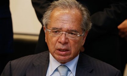 Guedes diz que só aumenta auxílio emergencial após privatizações
