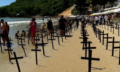Ativistas acenderão velas em Ponta Negra em memória dos 500 mil mortos por covid-19 no país