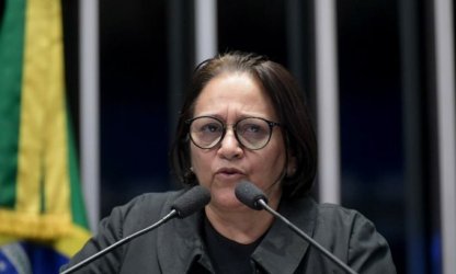 Fátima repudia tentativa de redução de aposentadorias de servidores da UFRN