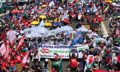 ADURN-Sindicato participa da Marcha Nacional em defesa do serviço público em Brasília