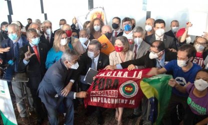 Unidade em superpedido de impeachment é inédita desde Diretas Já. ‘Início do fim de Bolsonaro’, dizem líderes