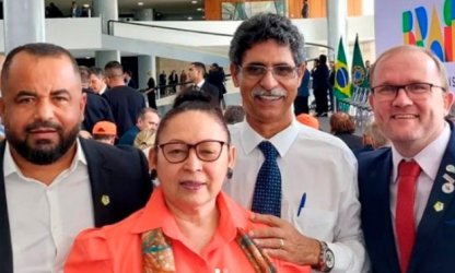 PROIFES-Federação participa de encontro com o presidente Lula, Ministério do Trabalho e centrais sindicais