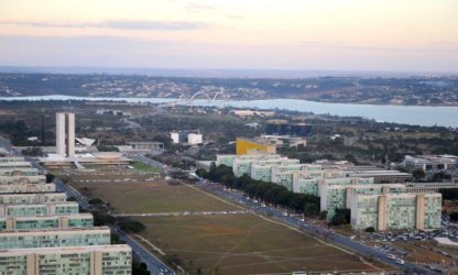 Reforma Administrativa tem chances médias na Câmara e baixas no Senado