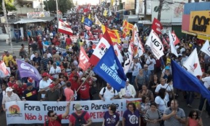 Defesa de Direitos mobiliza milhares nas ruas de Natal