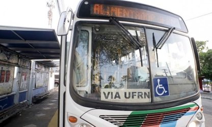 Circular volta a operar na UFRN com um único ônibus; confira os horários de saída