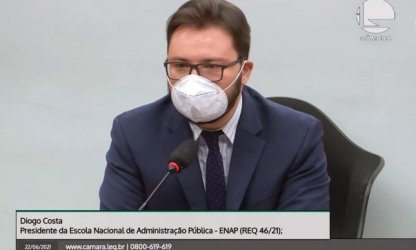 Incluída na PEC 32, estabilidade no serviço público dependerá de lei complementar