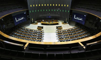 Sem votos, governo pode abrir o cofre para aprovar a ‘reforma’ administrativa