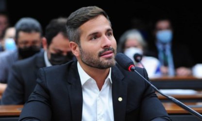 Ministro da Educação nega conversas com pastores e diz que denúncias serão apuradas
