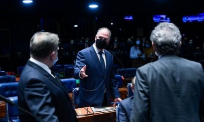 PEC do Calote em aposentados e pensionsitas enfrenta resistência no Senado 
