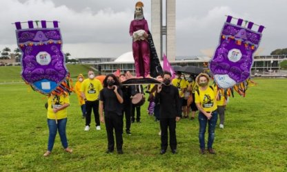 Em Brasília, PROIFES inicia Semana dos Direitos Humanos com performance contra a fome