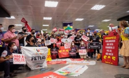 Profissionais da educação mantêm pressão e avisam: “quem votar, não volta!”