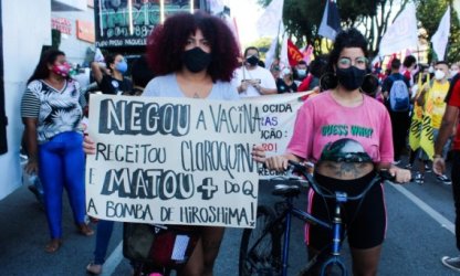 24J: Natal tem protesto pelo impeachment de Bolsonaro marcado por diversidade e distribuição de máscaras