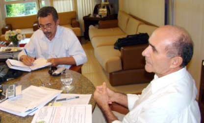 Diretoria da ADURN se reúne com Reitor da UFRN